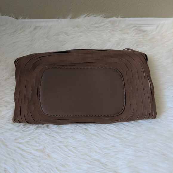 Weaving Tote with Cinch Bag - Picture 5 of 7